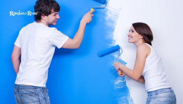 The Influence of Natural and Artificial Light on Blues