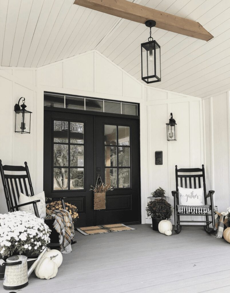 25 Dreamy Farmhouse Porches That Stun in 2025 13 Screenshot 2024 05 15 at 2.06.49 PM