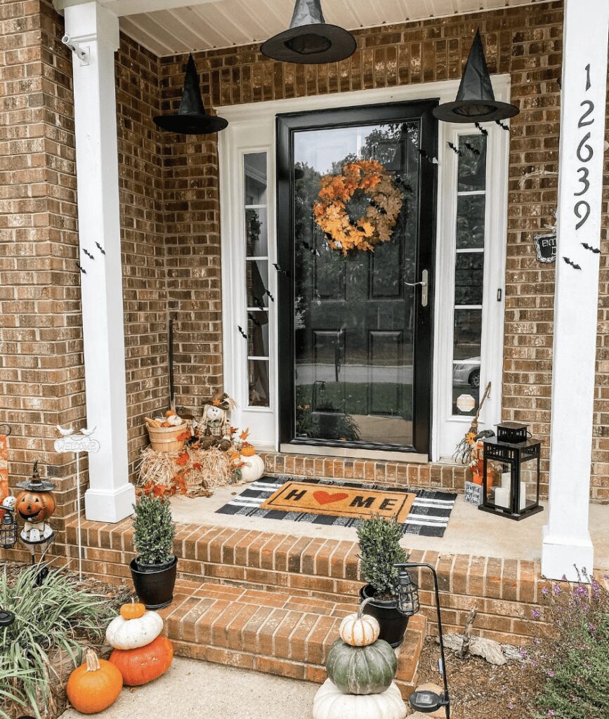 25 Dreamy Farmhouse Porches That Stun in 2025 17 Screenshot 2024 05 15 at 2.07.49 PM