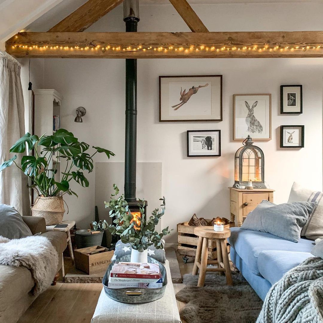 Dreamy Cottagecore Living Rooms That Stun in 2025 6 Cozy and Lit Cottagecore Corner