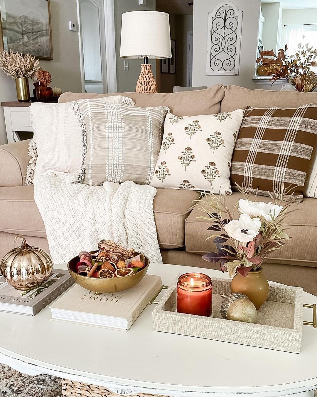 Jaw-Dropping Fall Coffee Table Decor for 2025! 12 Cozy Fall Vibes with Soft Neutrals