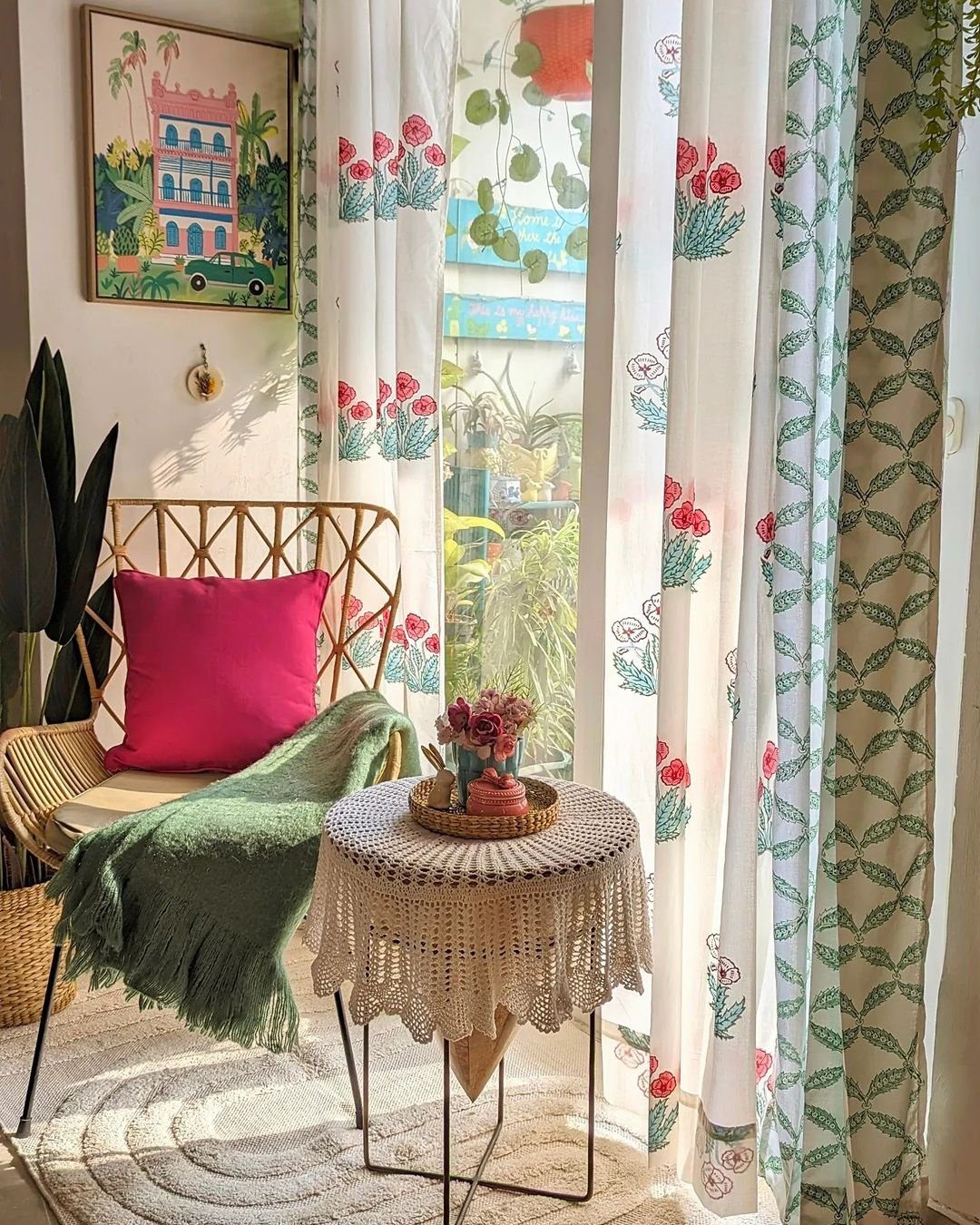 Blinds vs Curtains: Which Wins in 2025? 1 cozy reading nook in living room
