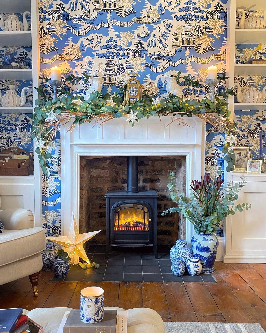 25 Jaw-Dropping Christmas Mantle Garlands for 2025 22 Blue and White Holiday Delight