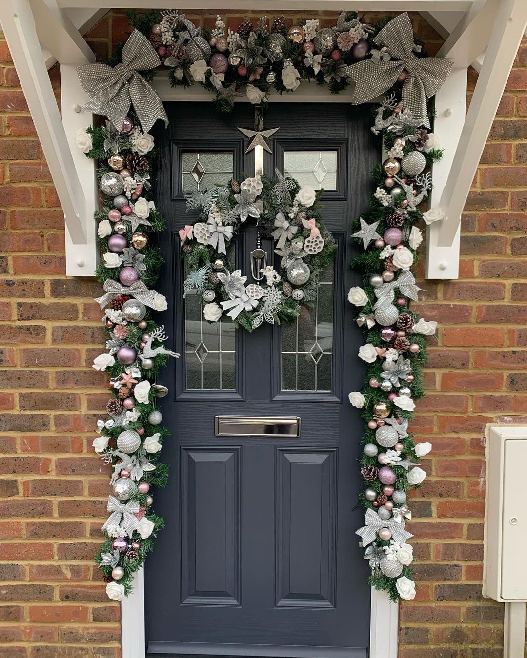 Stunning Christmas Door Garlands to Wow in 2025 16 Golden Luxe Entrance