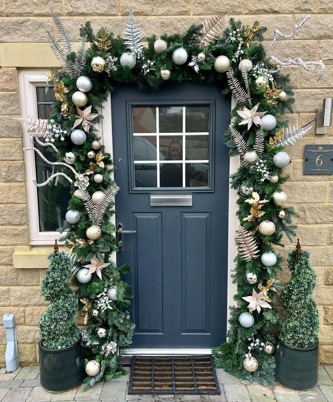 Stunning Christmas Door Garlands to Wow in 2025 3 Silver and Gold Glamour