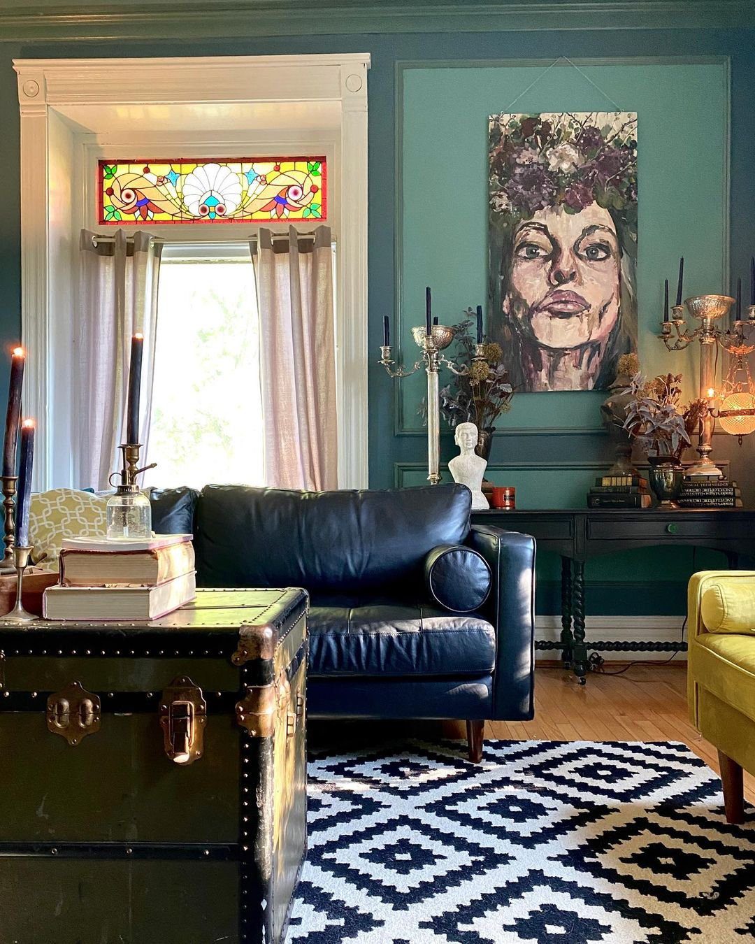 Jaw-Dropping Jewel Tone Living Rooms for 2025 14 Vintage Drama with Jewel Tones