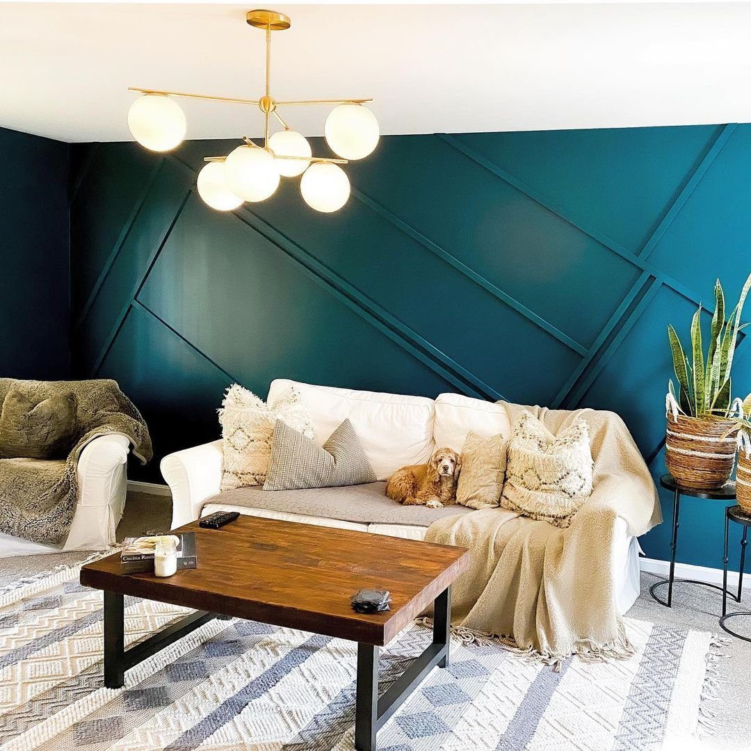 Jaw-Dropping Jewel Tone Living Rooms for 2025 21 Modern Cozy Jewel Tone