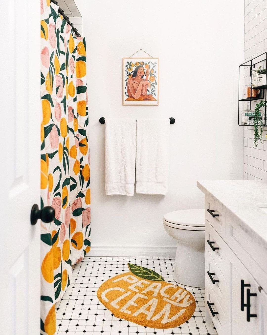 Jaw-Dropping Yellow Bathroom Designs for 2025 23 Cheerful Bathroom With Citrus Details