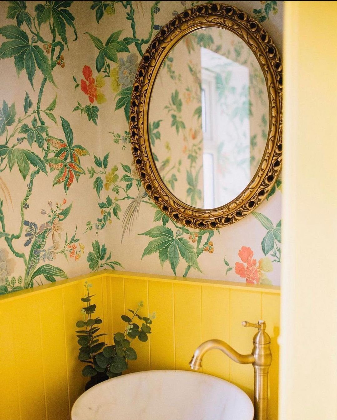 Jaw-Dropping Yellow Bathroom Designs for 2025 25  Botanical Charm With Vibrant Yellow