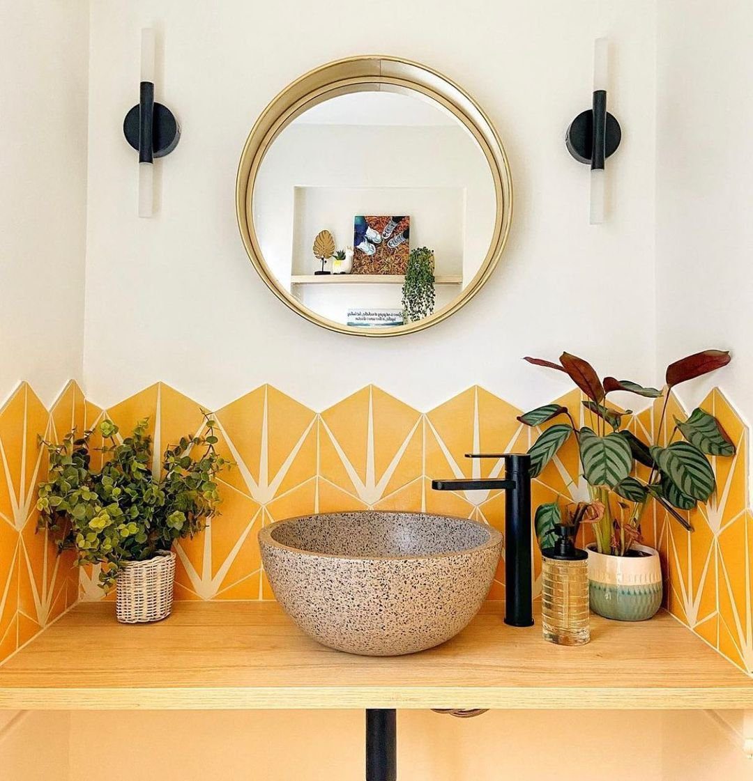 Jaw-Dropping Yellow Bathroom Designs for 2025 4 4. Modern Yellow With Geometric Flair Bathroom Decor