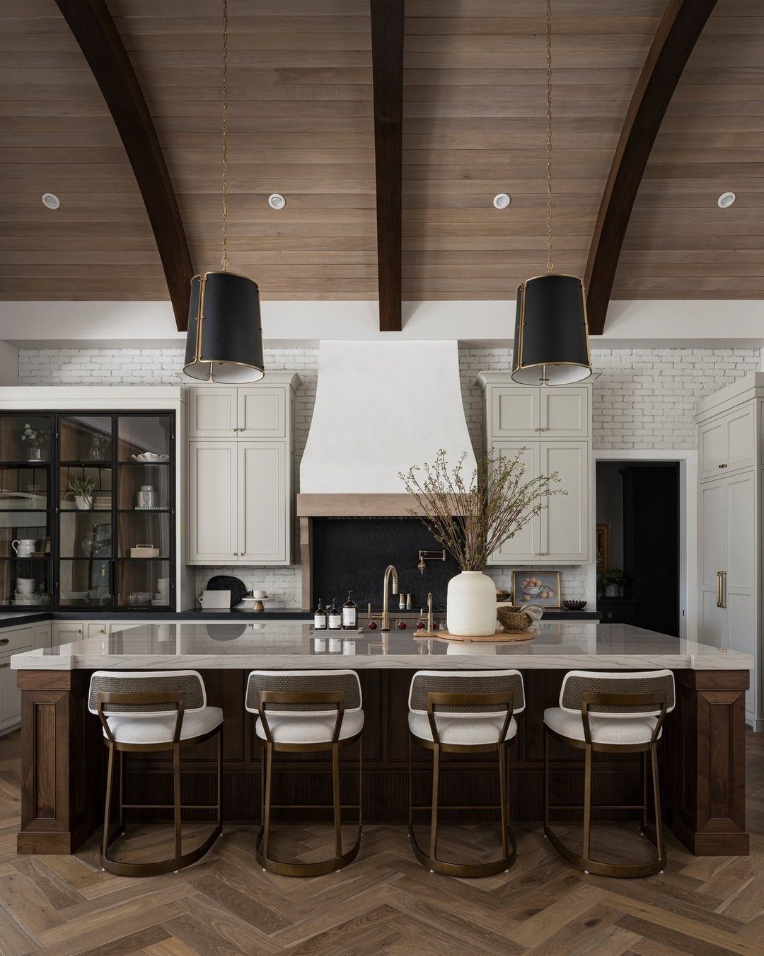 Stunning Black Accents: 3 Game-Changing Decor Tips 2025 7 Use Black Sparingly and Strategically