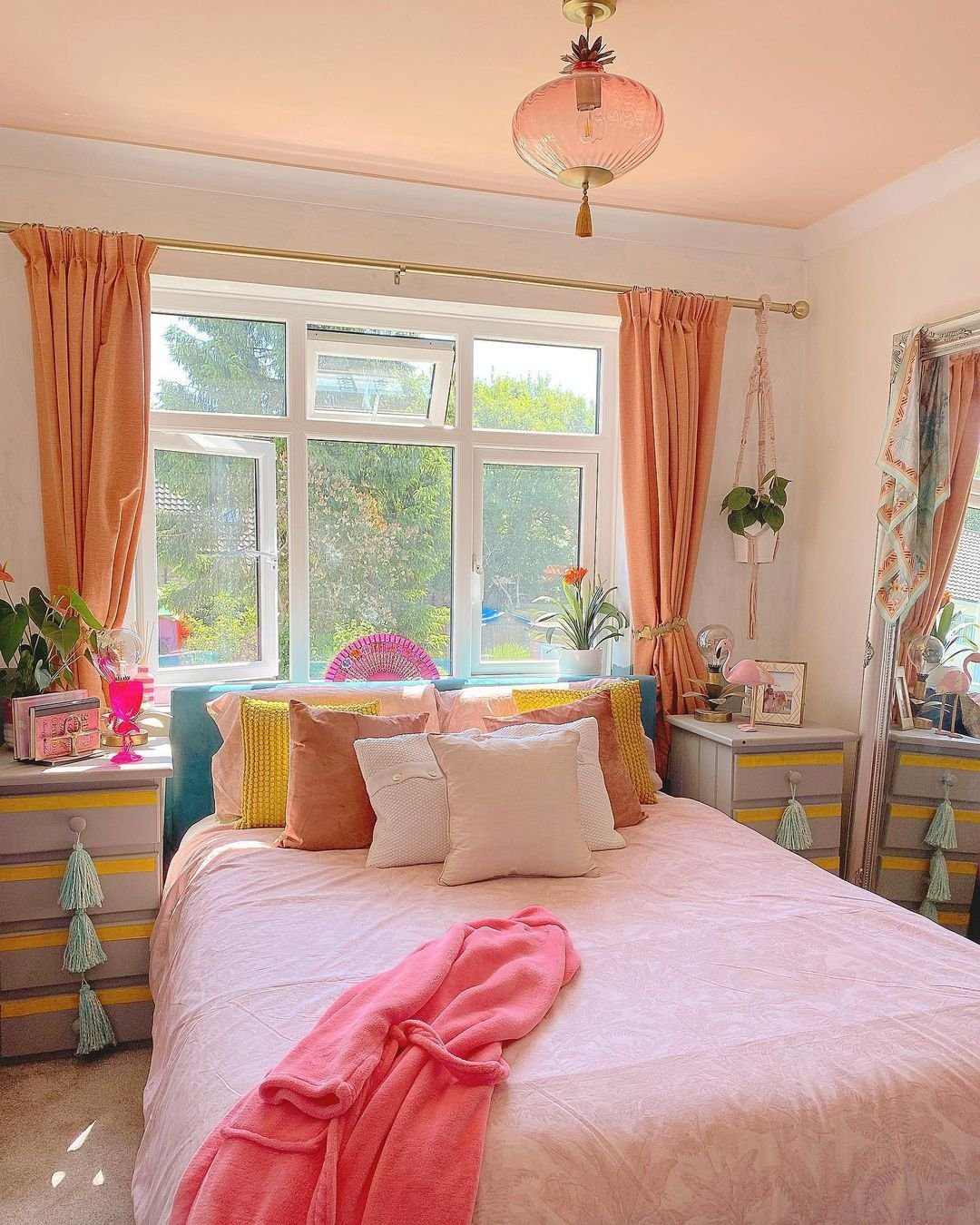 25 Mind-Blowing Dopamine Decor Bedroom Ideas for 2025! 13 Warm Pastels For A Cozy Retreat