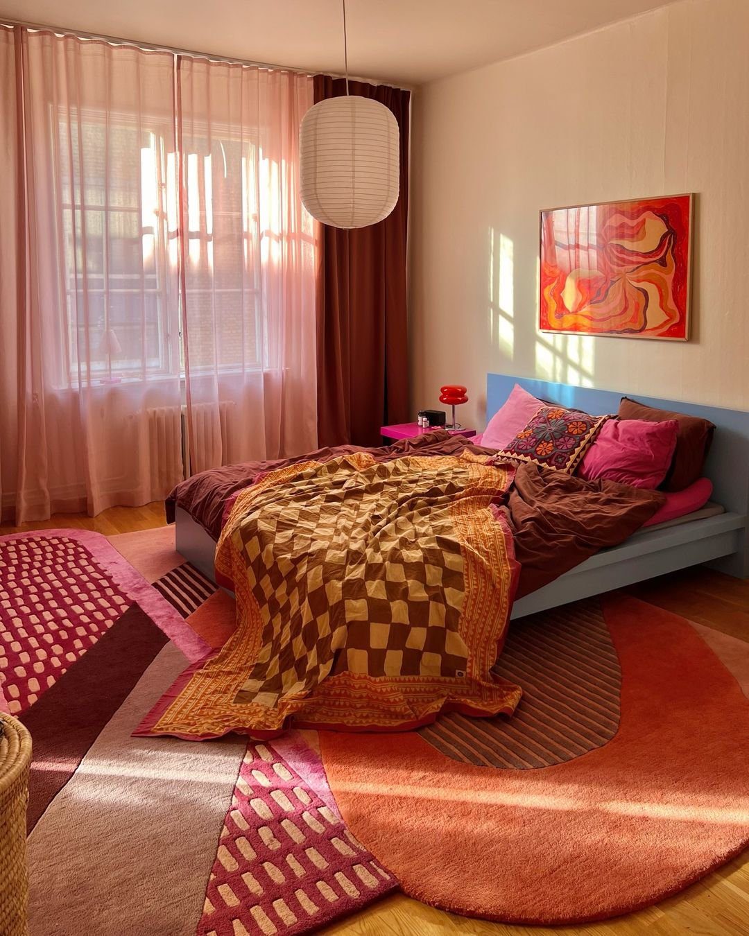 25 Mind-Blowing Dopamine Decor Bedroom Ideas for 2025! 14 Earthy Tones With Artistic Patterns