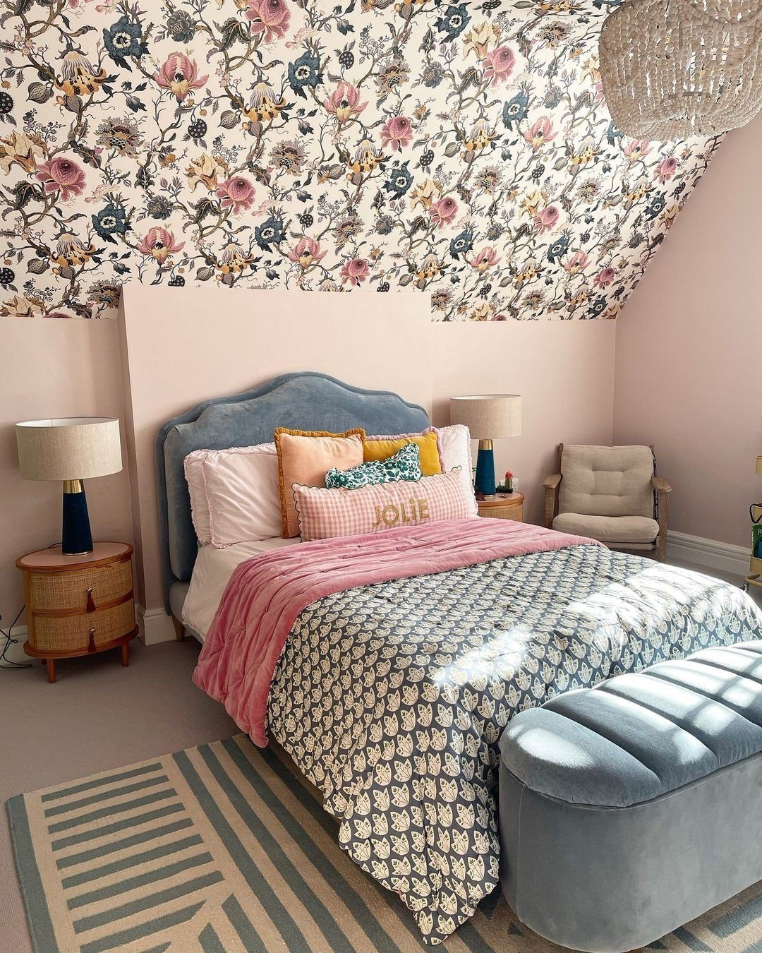 25 Mind-Blowing Dopamine Decor Bedroom Ideas for 2025! 24 24. Classic Florals With Velvet Elegance