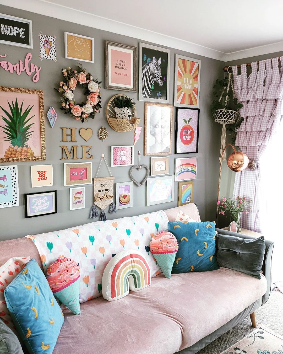 Dreamy Pastel Living Rooms That Wow in 2025 16 Whimsical Pastels With Gallery Charm