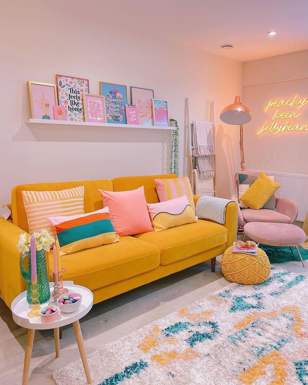 Dreamy Pastel Living Rooms That Wow in 2025 8 Pastels Meet Bold Modern Flair