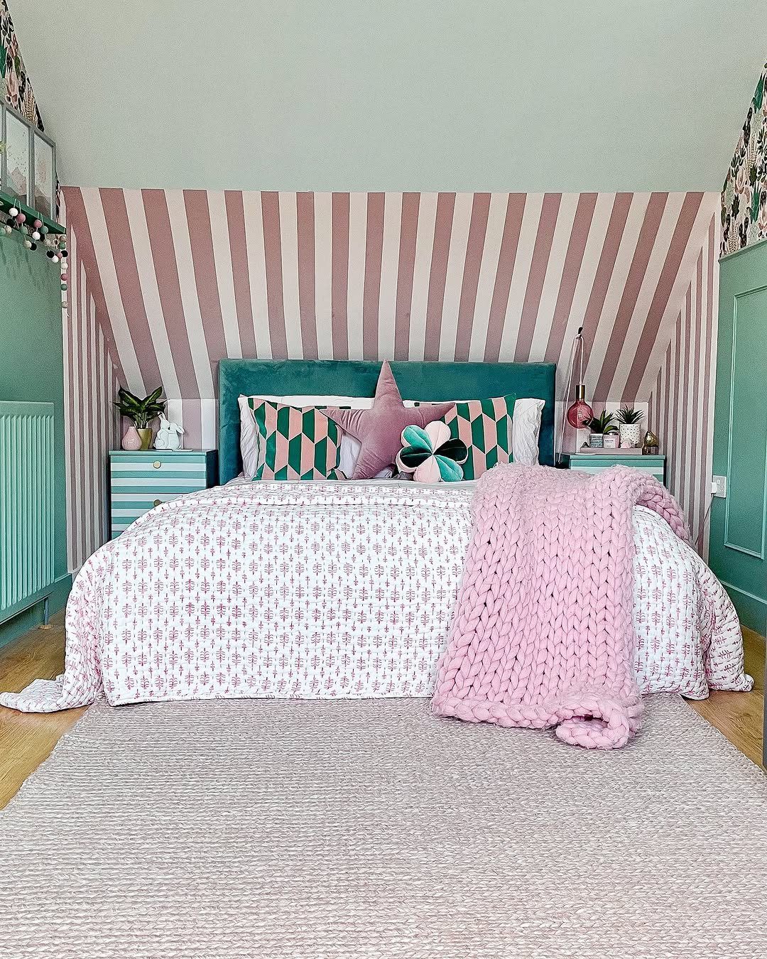 Shocking Paint Colors That Brighten Dark Rooms 2025! 6 10 Best Paint colors For Dark Rooms