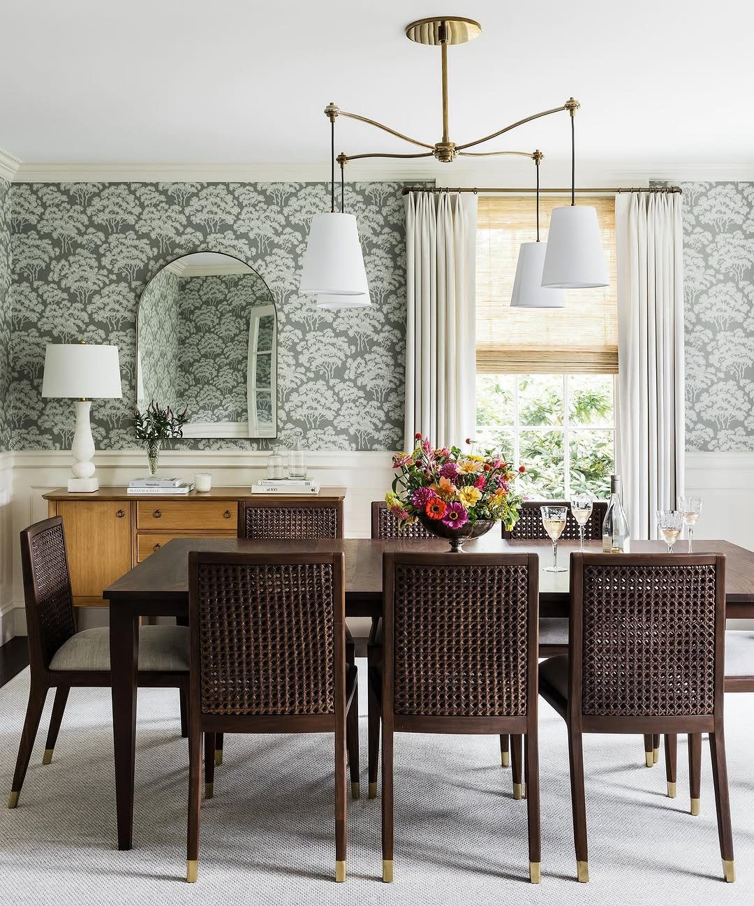 25 Jaw-Dropping Dining Room Curtains for 2025 22 word image 39955 23