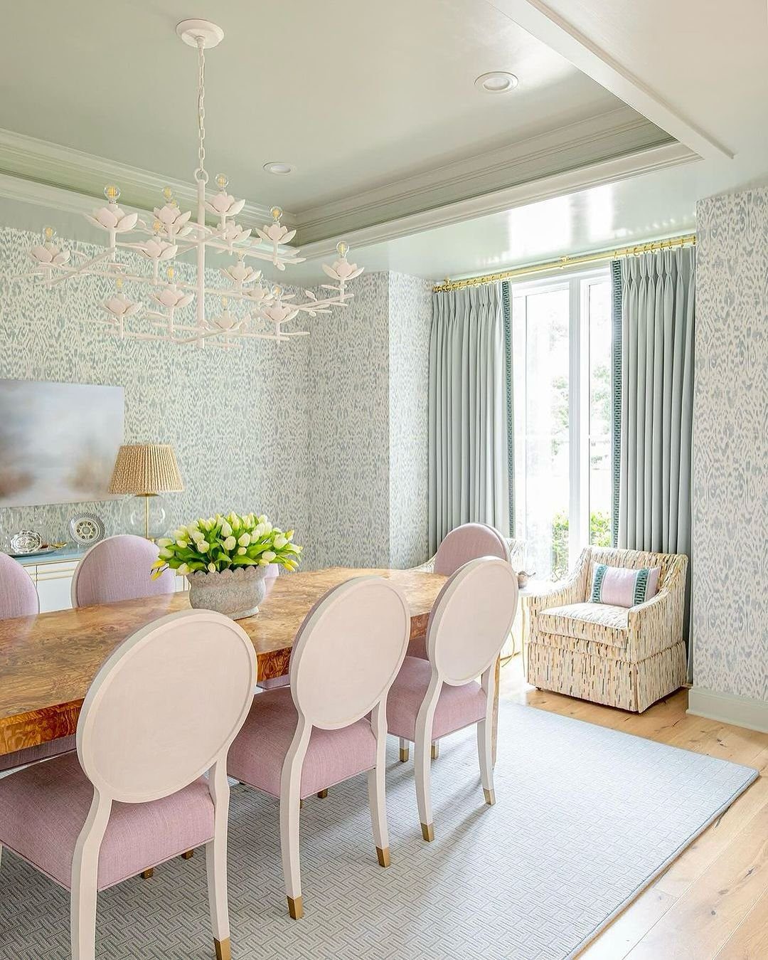 25 Jaw-Dropping Dining Room Curtains for 2025 4 word image 39955 5