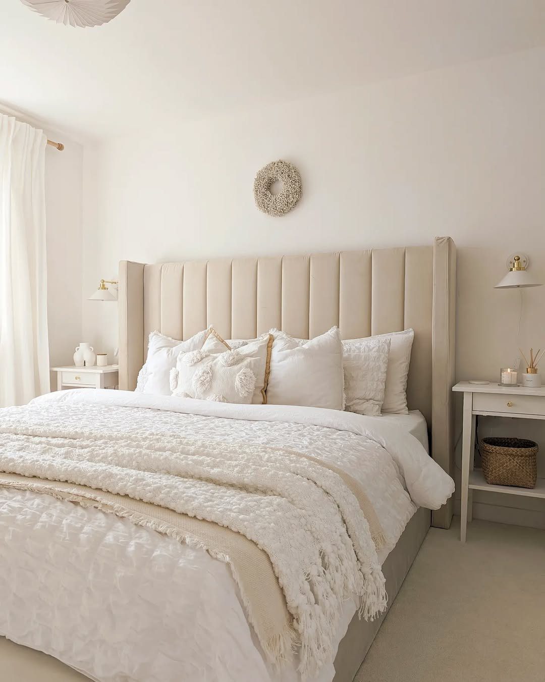 Dreamy Beige Bedrooms That Stun in 2025 18 word image 39956 19