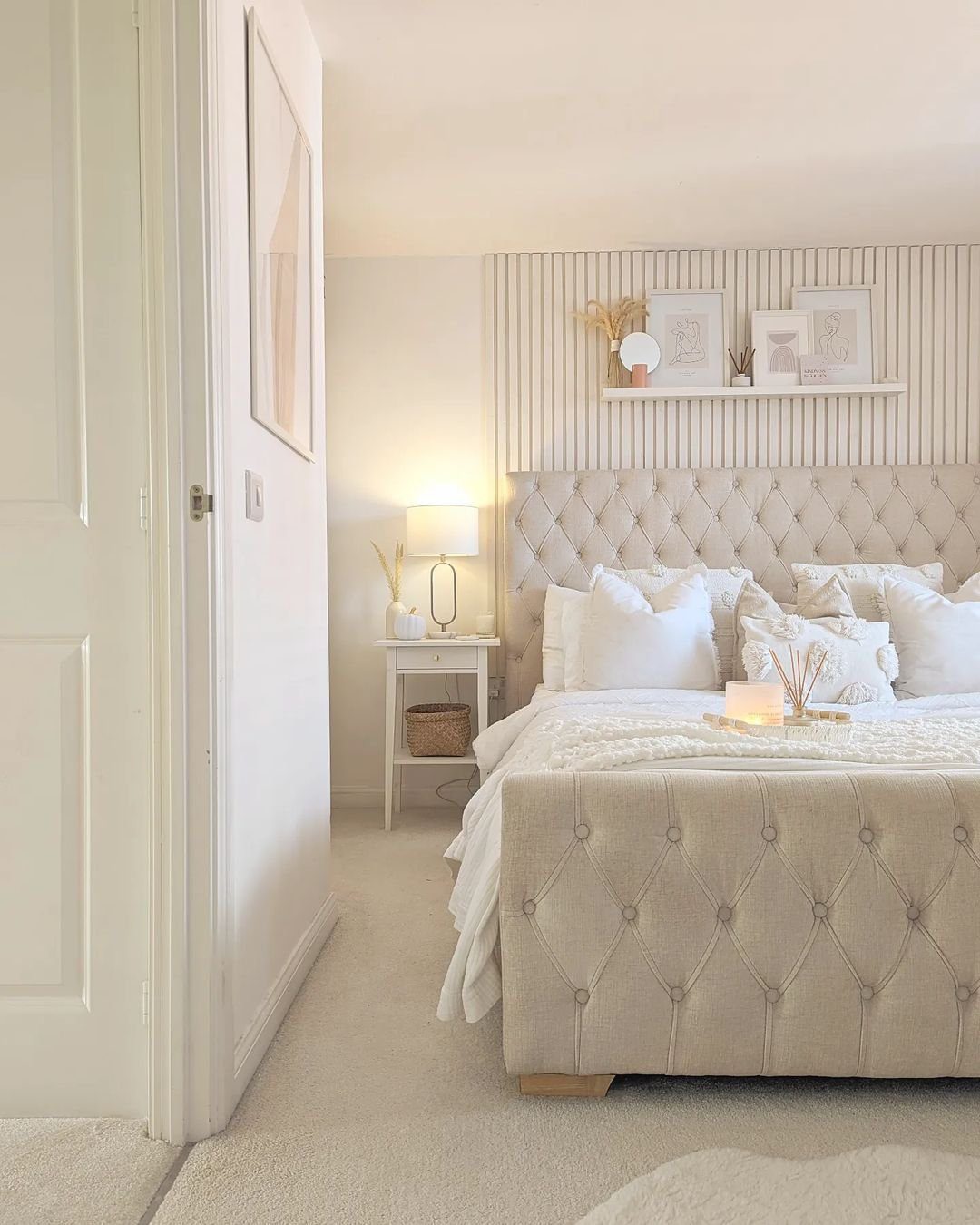 Dreamy Beige Bedrooms That Stun in 2025 6 word image 39956 7