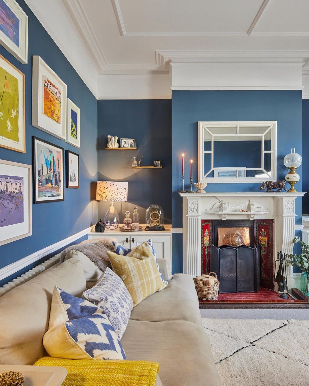 30 Jaw-Dropping Blue Living Room Ideas for 2025 13 word image 39964 14