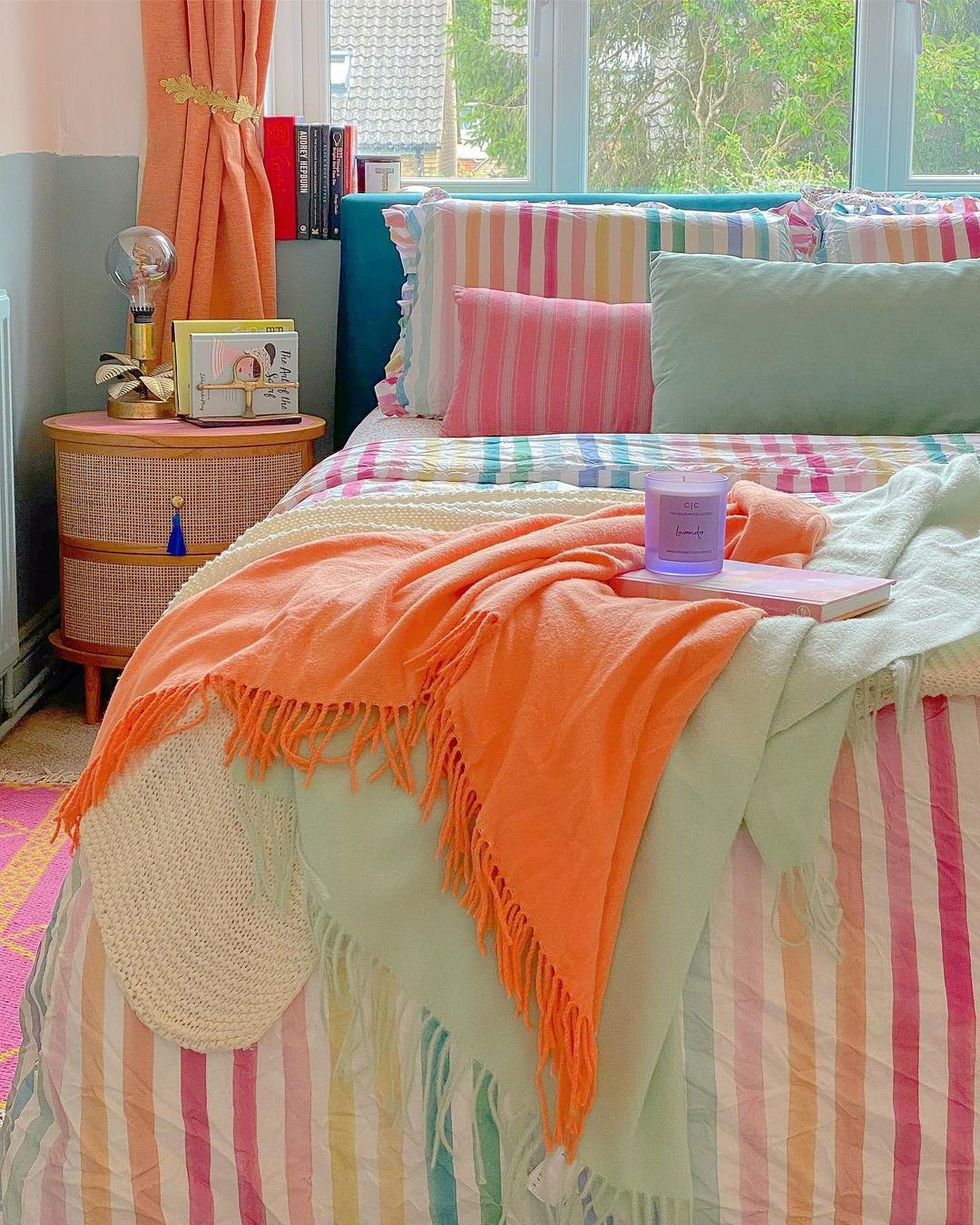 25 Dreamy Pastel Bedrooms You Need in 2025! 21 word image 39967 22