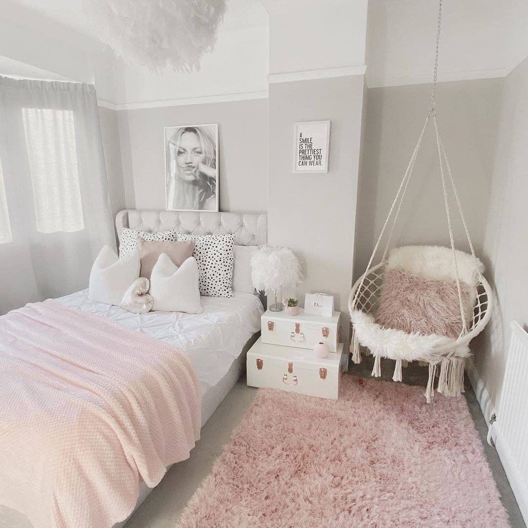 Dreamy Bedroom Corners That'll Make You Swoon in 2025 10 10. Blush Hues And Cozy Textures