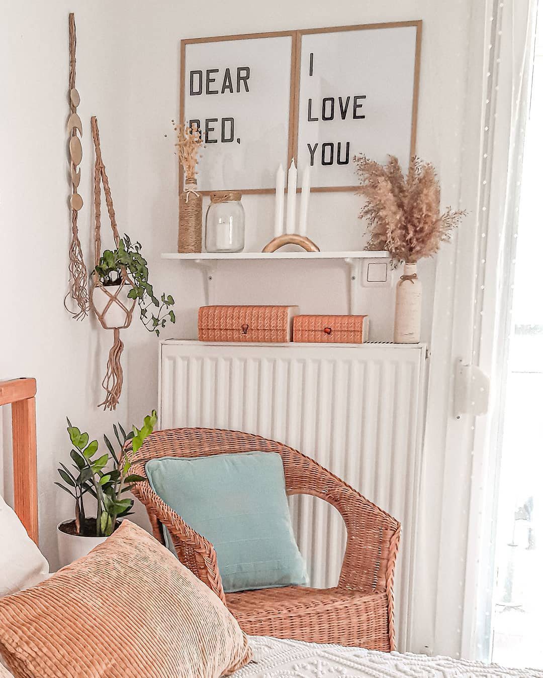Dreamy Bedroom Corners That'll Make You Swoon in 2025 11 Boho Simplicity With Playful Accents