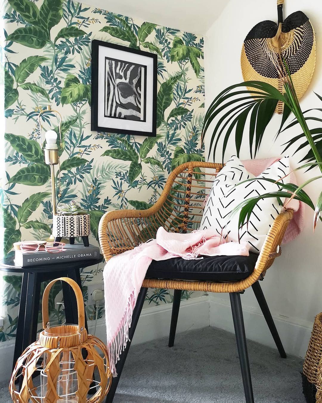 Dreamy Bedroom Corners That'll Make You Swoon in 2025 22 word image 40372 23