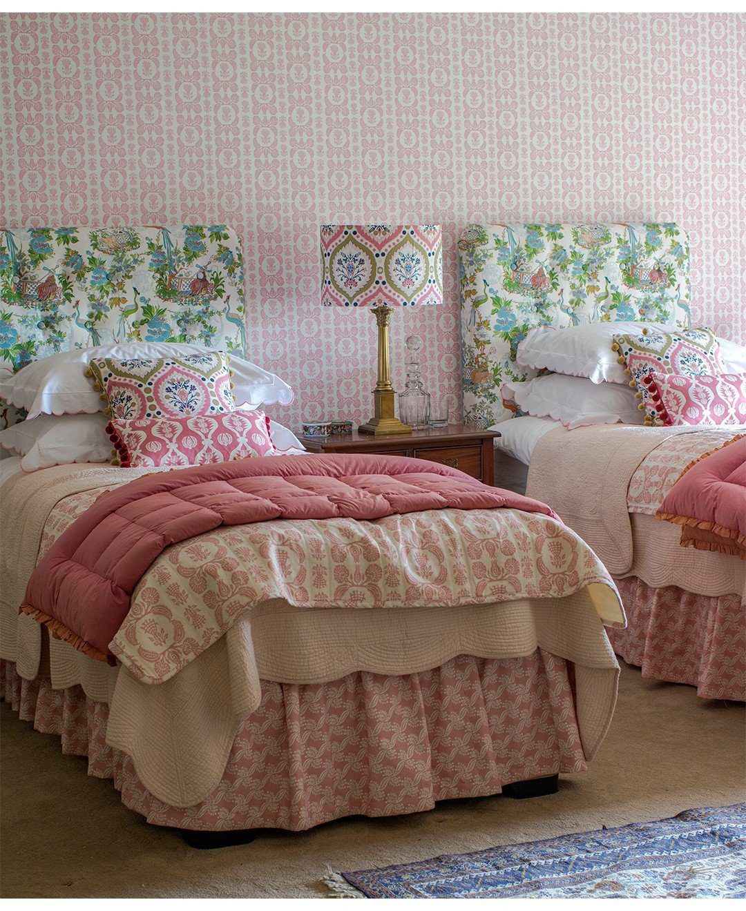 Dreamy Country Bedrooms: 20 Timeless Ideas for 2025 19 word image 40375 20