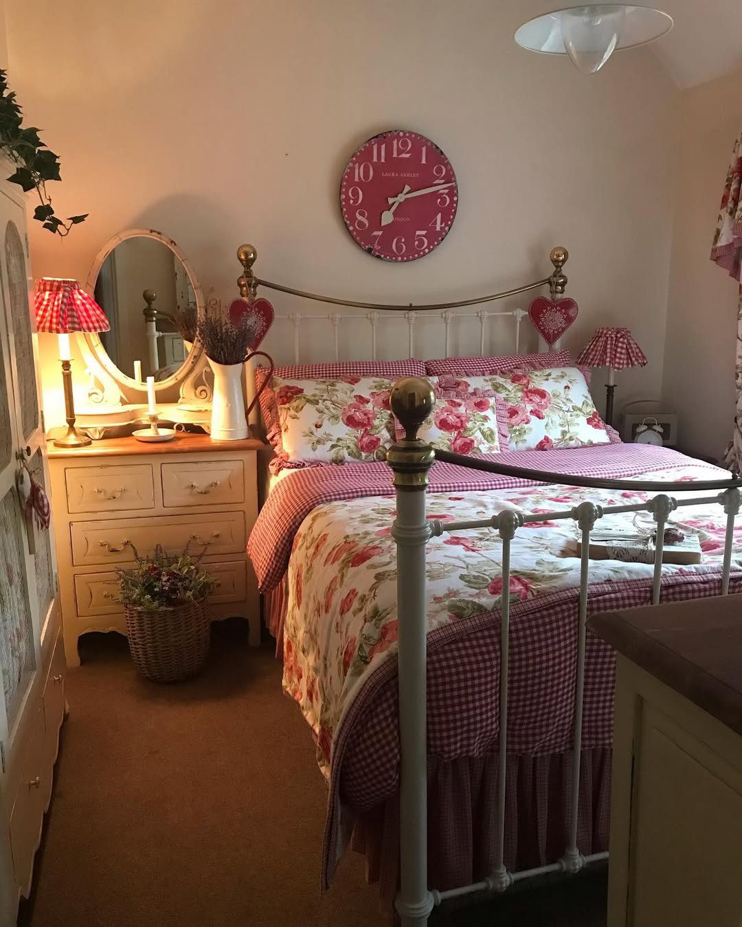Dreamy Country Bedrooms: 20 Timeless Ideas for 2025 3 Florals And Gingham For Cozy Country Style