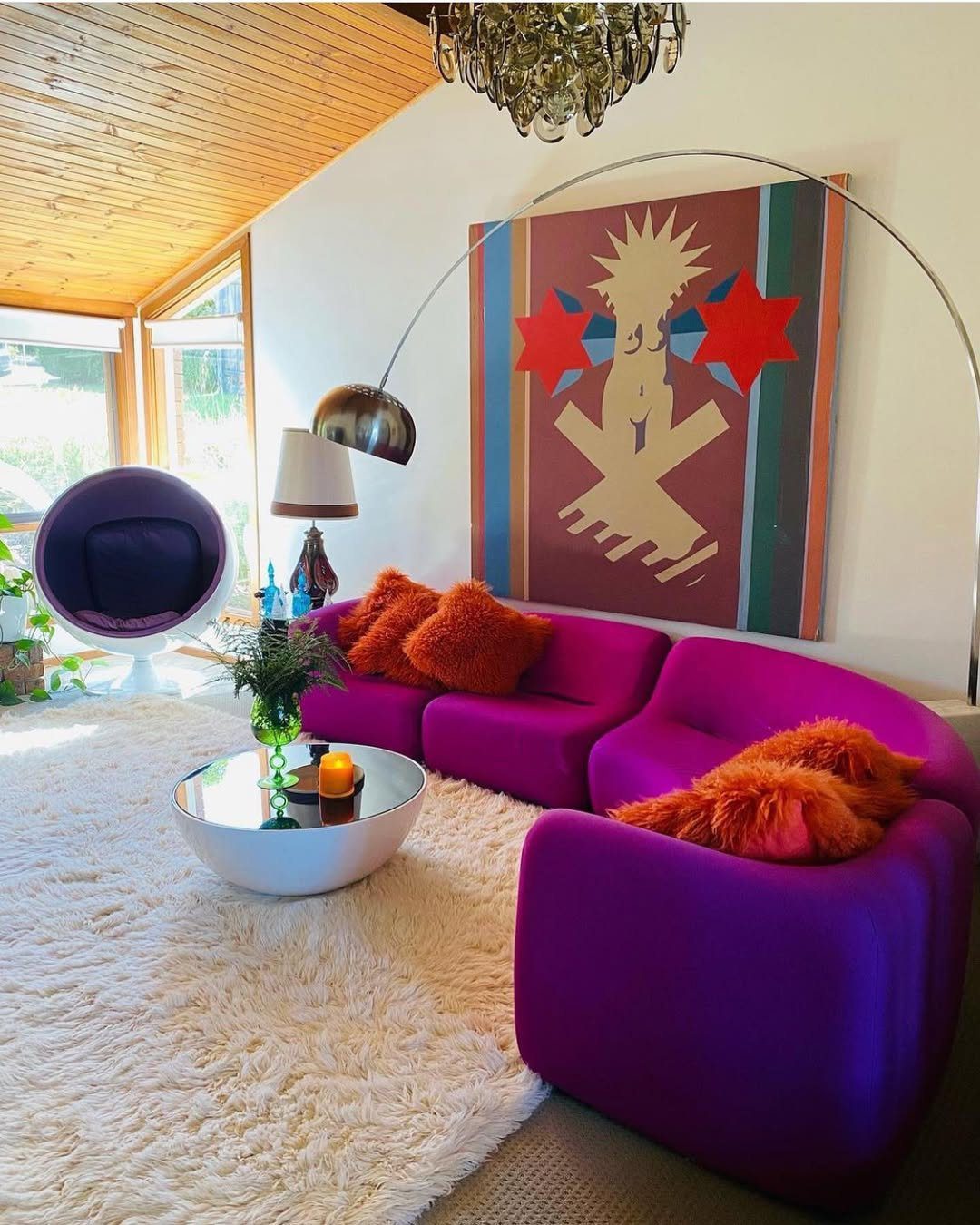 Jaw-Dropping Purple Living Rooms for 2025! 5 Retro Purple With Playful Contrast