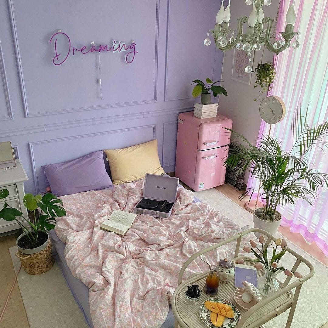 Luxurious Purple Bedrooms That Stun in 2025 14 Soft Lavender With Rich Plum Accents