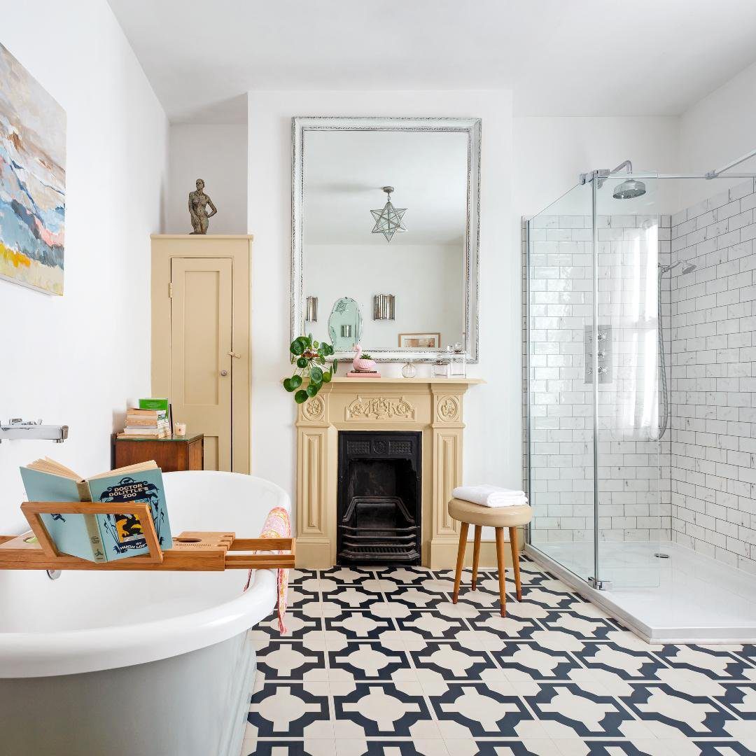 25 Chic And Glamorous Art Deco Bathroom Ideas You Should See 20 Geometric Deco With Vintage Warmth