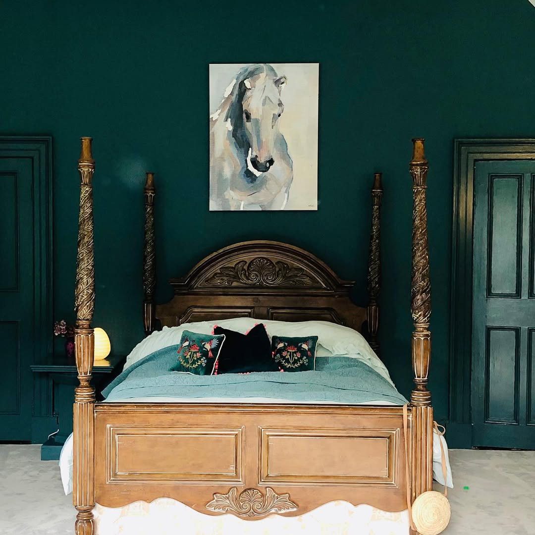 Jaw-Dropping Teal Bedrooms That Stun in 2025! 15 Teal Majesty With Classic Elegance