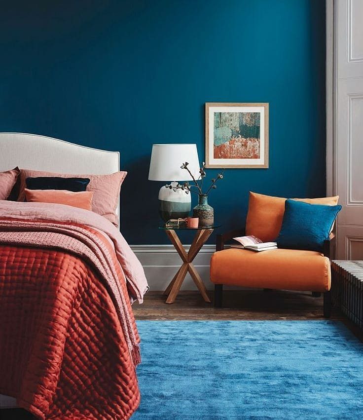Jaw-Dropping Teal Bedrooms That Stun in 2025! 16 Teal Boldness With Warm Contrasts