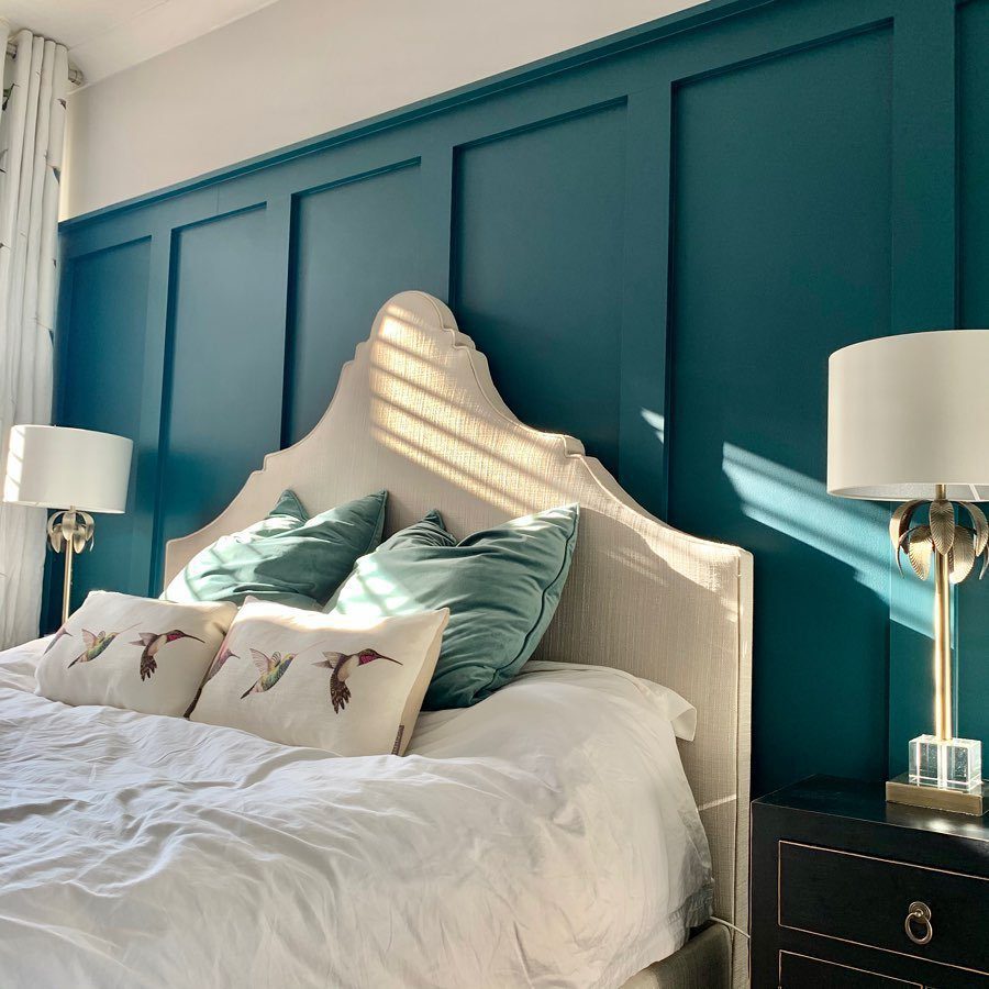 Jaw-Dropping Teal Bedrooms That Stun in 2025! 20 Teal Panels With Elegant Accents