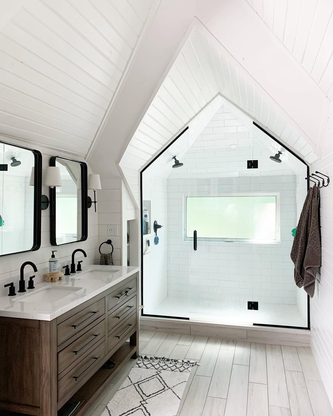 Stunning Attic Bathroom Designs to Die For in 2025 21 Modern Lines With Rustic Warmth