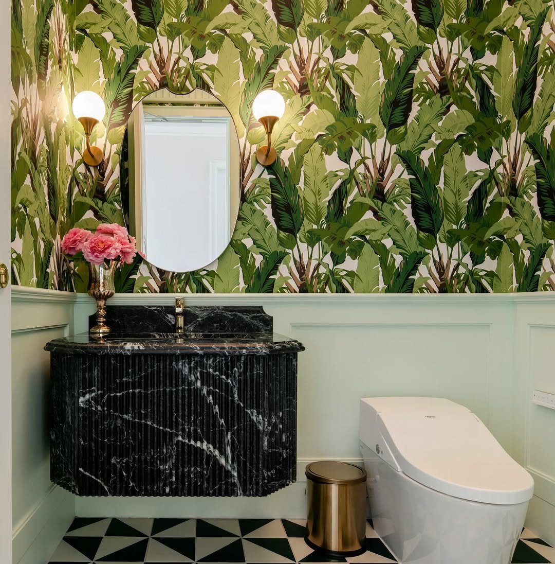 Jaw-Dropping Tropical Bathrooms You Need in 2025 21 Elegant Greenery With Luxe Finishes