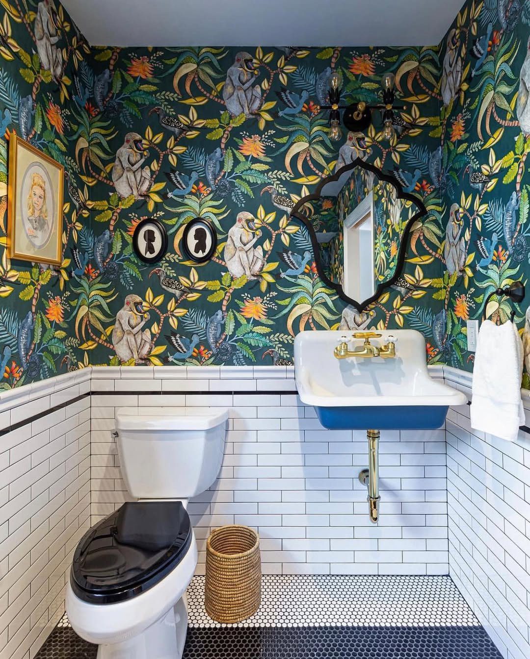 Jaw-Dropping Tropical Bathrooms You Need in 2025 9 Jungle Whimsy With Timeless Details Remodel