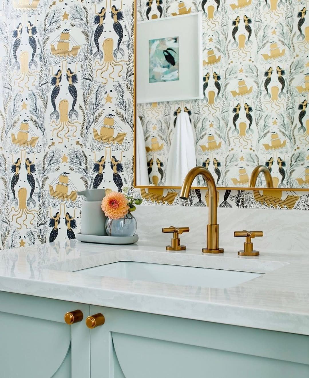 15 Dreamy Nautical Bathroom Trends for 2025 6 Whimsical Maritime Elegance With Flair