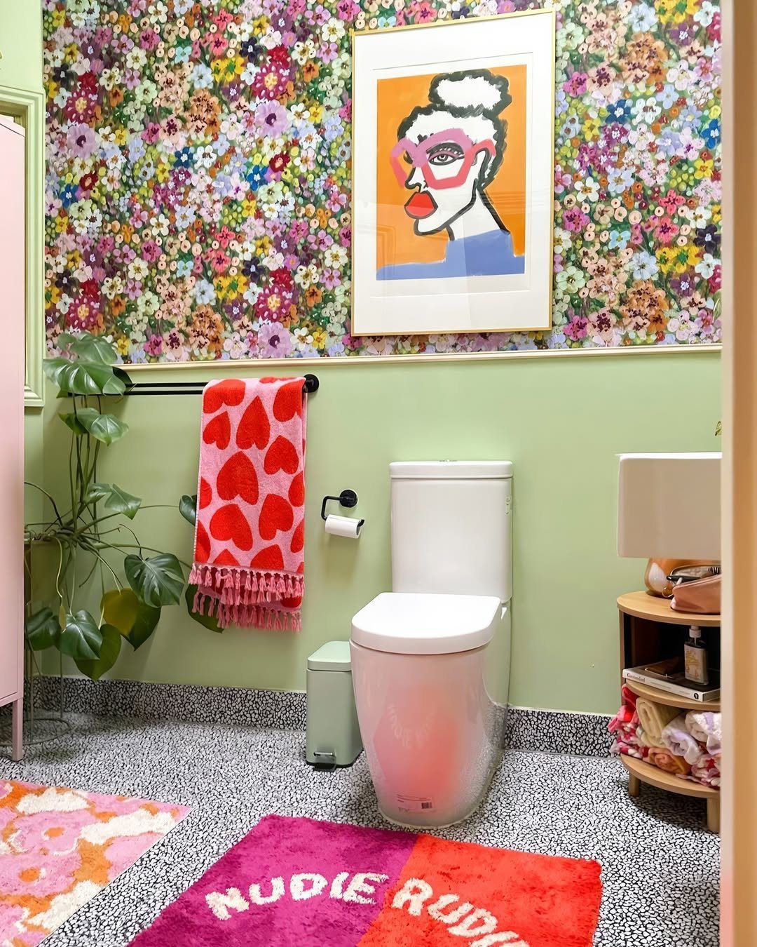 25 Mind-Blowing Maximalist Bathroom Ideas for 2025 12 Maximalist Style Floral Fun With Pop Art Flair