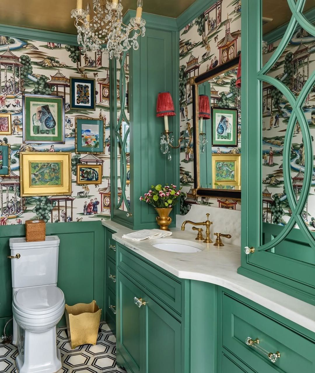 25 Mind-Blowing Maximalist Bathroom Ideas for 2025 8 Chinoiserie Charm Meets Vibrant Greenery
