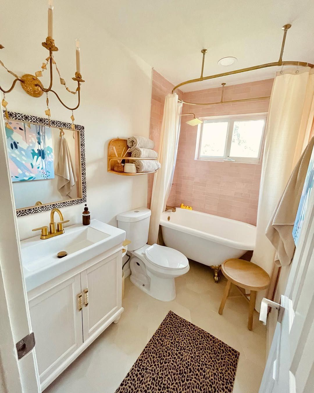 25 Jaw-Dropping Glam Bathroom Ideas for 2025 16 Vintage Glam With A Playful Twist
