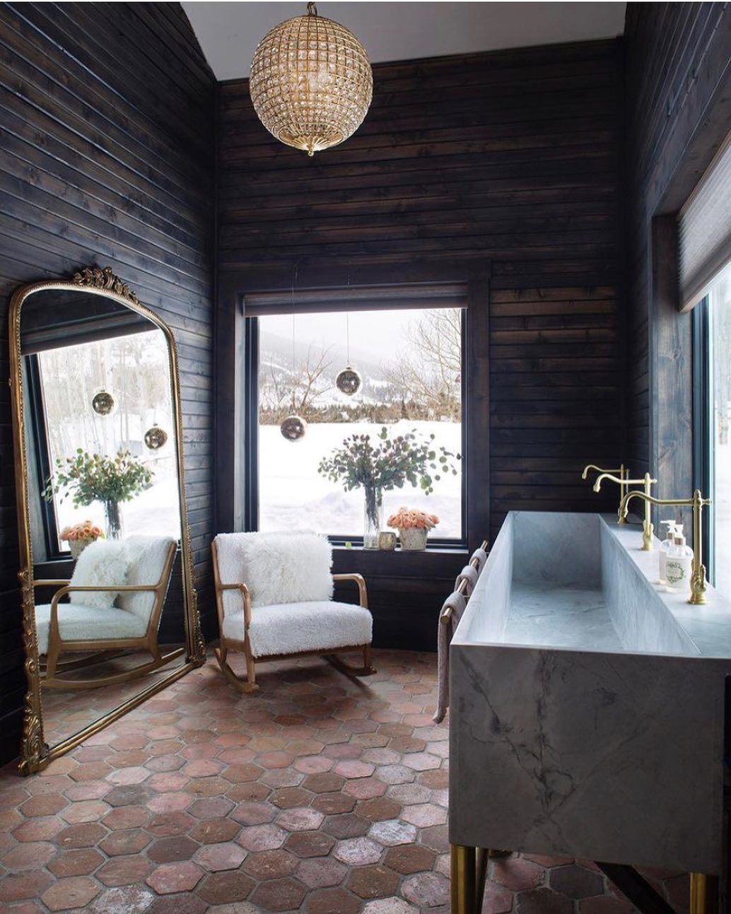 25 Jaw-Dropping Glam Bathroom Ideas for 2025 23 Dark Glam With Vintage Opulence