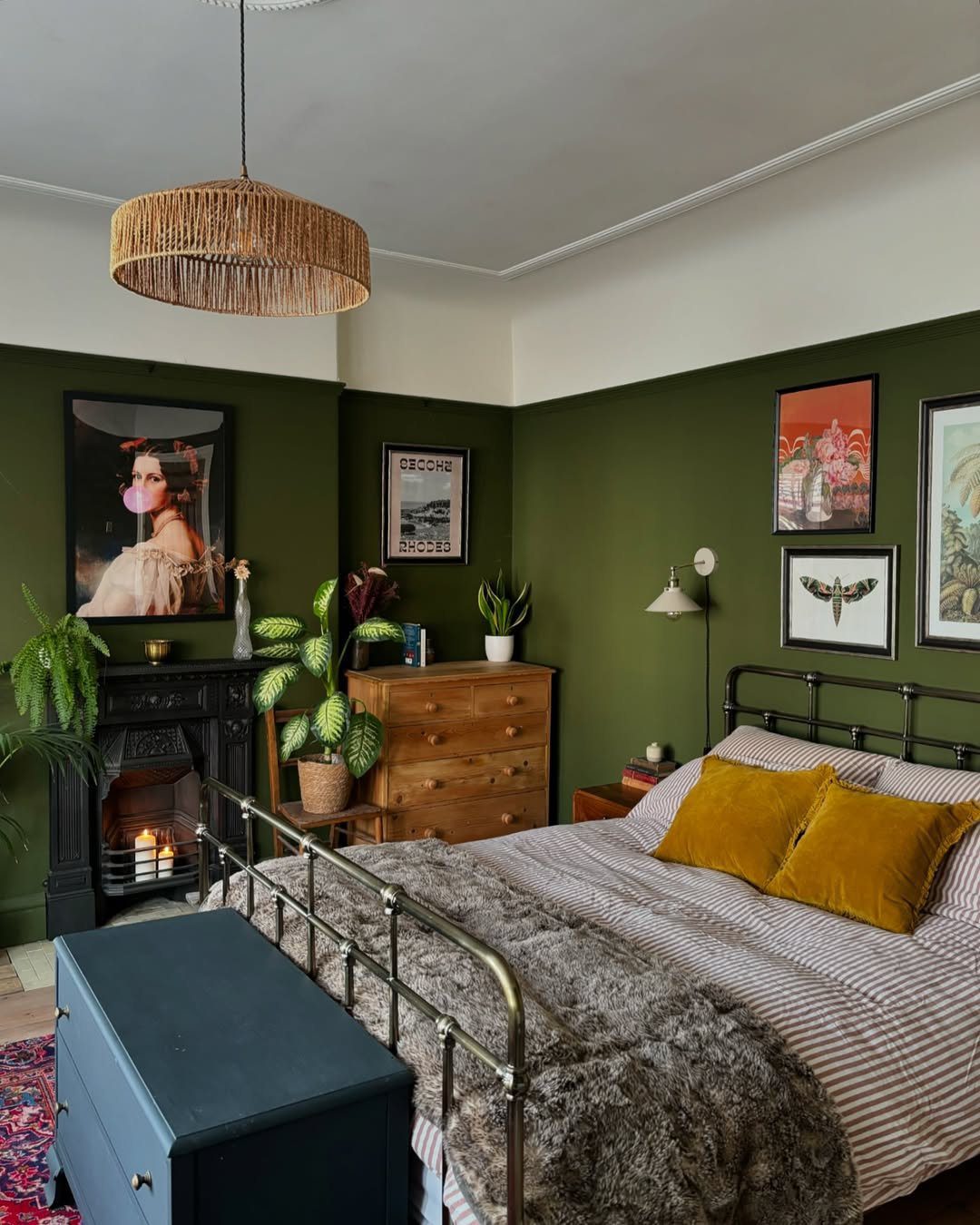 Shocking Green Color Combos Revealed for 2025! 4 What Color Pairs Best With Green? Best Expert Tips