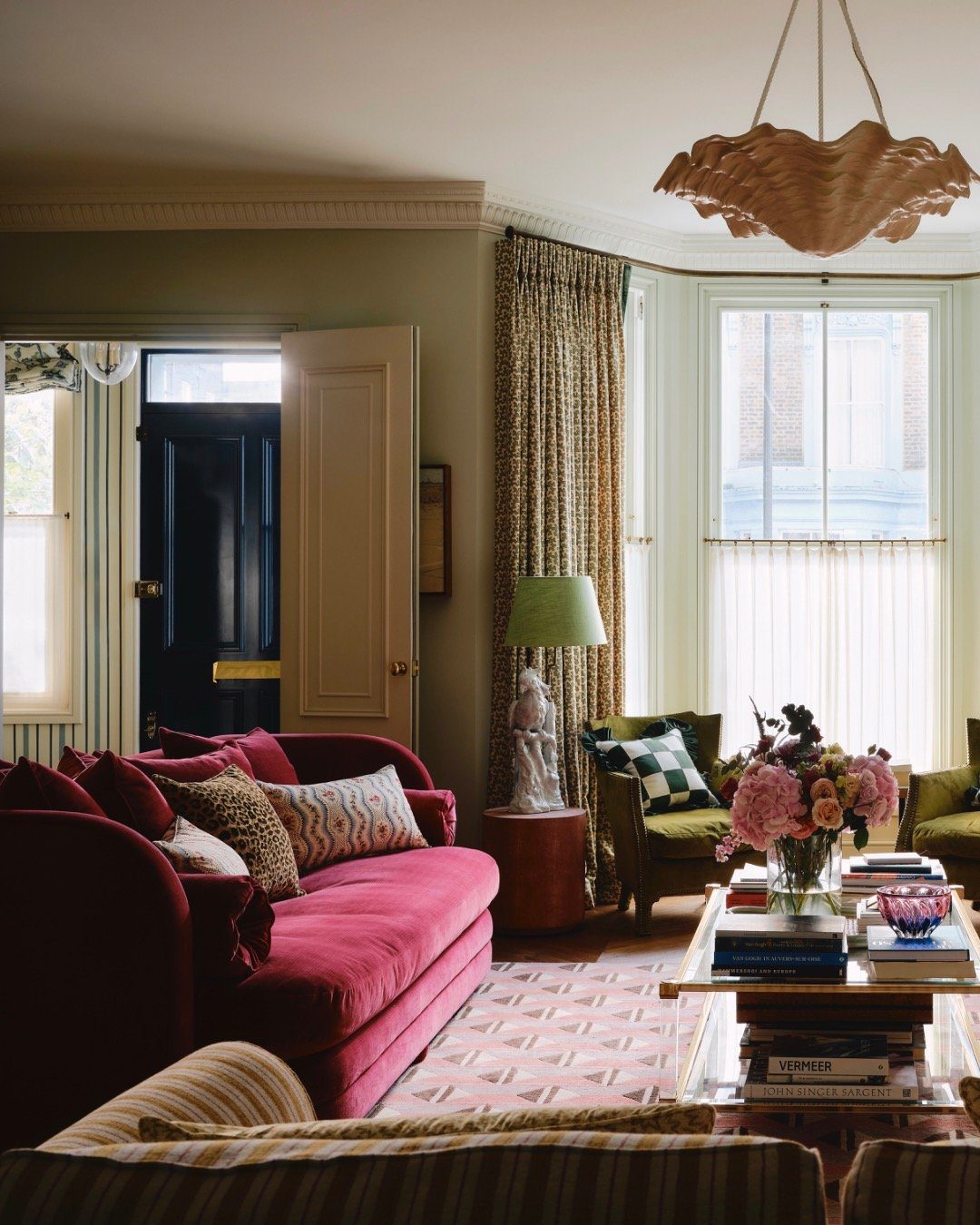 Mauve Magic: 15 Jaw-Dropping Color Pairings for 2025 14 15 Best Colors To pair Mauve In Interior Designing