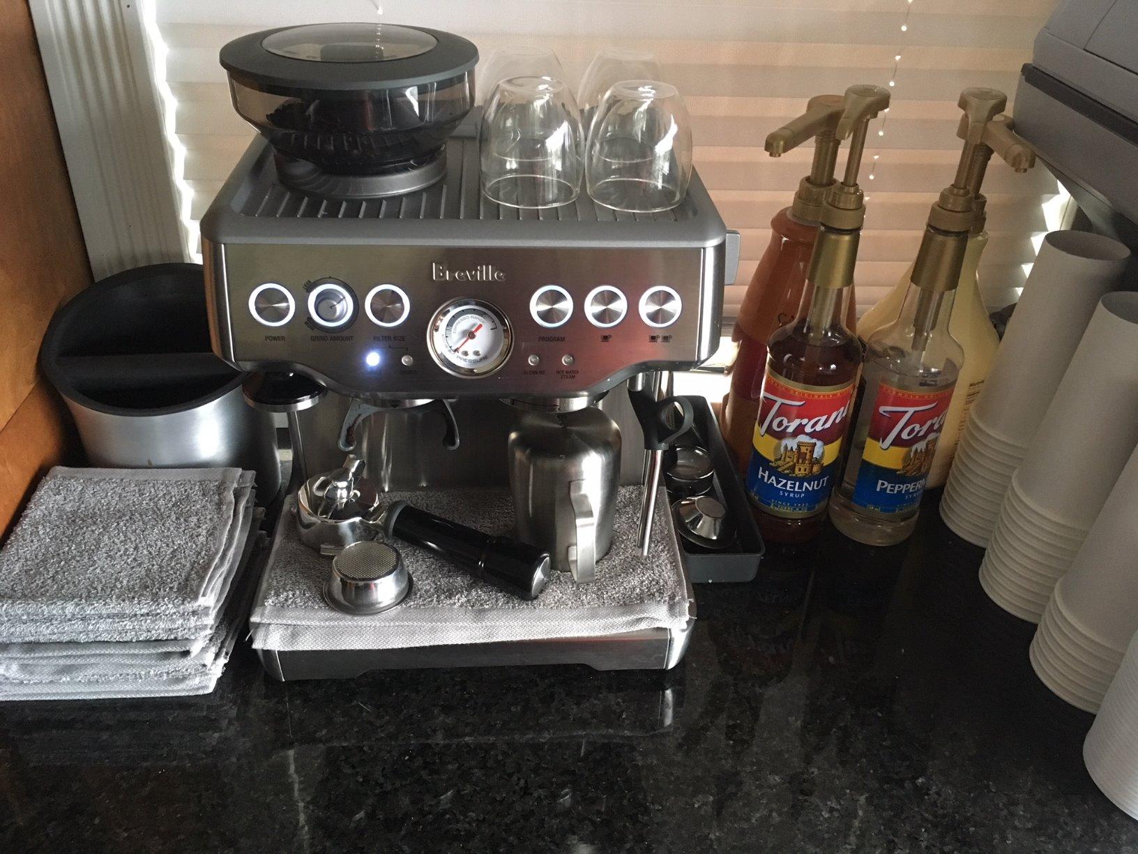 Breville Barista Express Espresso Machine BES870XL, Brushed Stainless Steel - Customer Photo 1