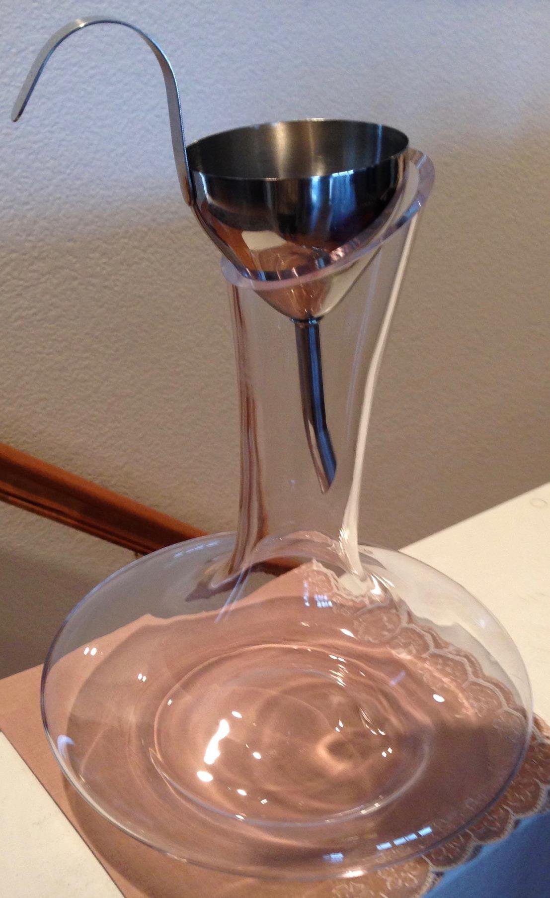 Large Elegant Wine Decanter with Aerator - Hand Blown Lead-Free Crystal Glass Wine Carafe, 750ml Red Wine Decanter, Wine Aerator Accessory for Wine Lovers - Customer Photo 1